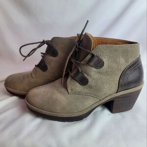 Women's Embossed Lace-Up Ankle Boots